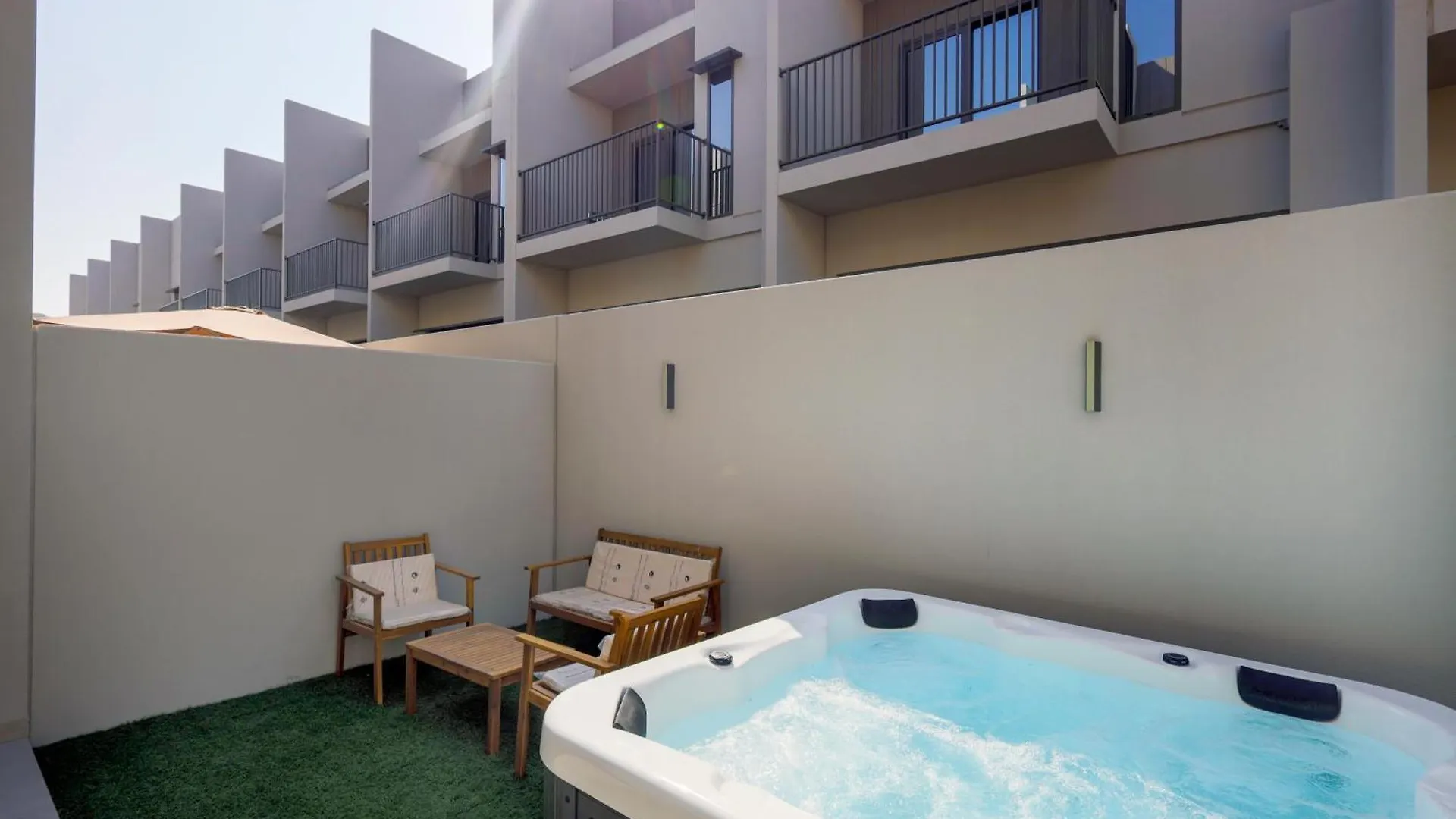 Mag Eye Townhouse - 2Br & M Room Townhouse - Allsopp & Allsopp Dubai
